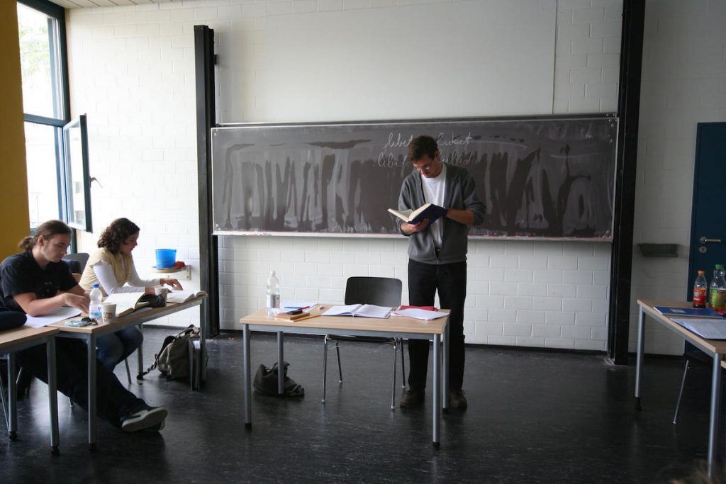 latein lernen academia linguae